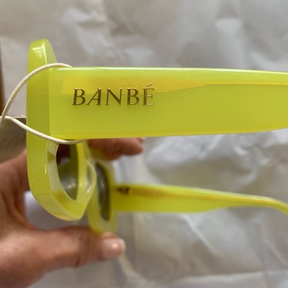 Banbé Square sunglasses…..Lime Green! - Picture 3 of 5